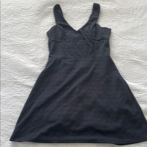 Black sleeveless dress hollister